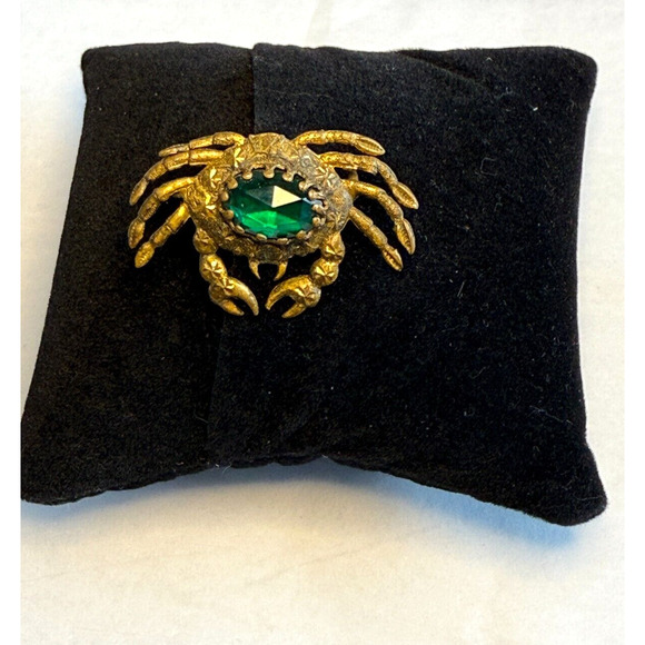 Vintage Green Glass Rhinestone Gold-Tone Crab Brooch Pin Nautical Unique Jewelry - Picture 1 of 4